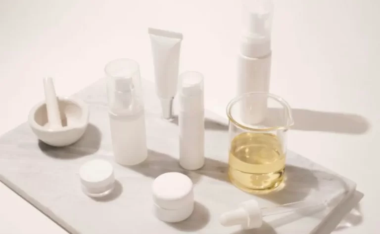 how to open airless pump bottle